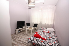 Red Apartament